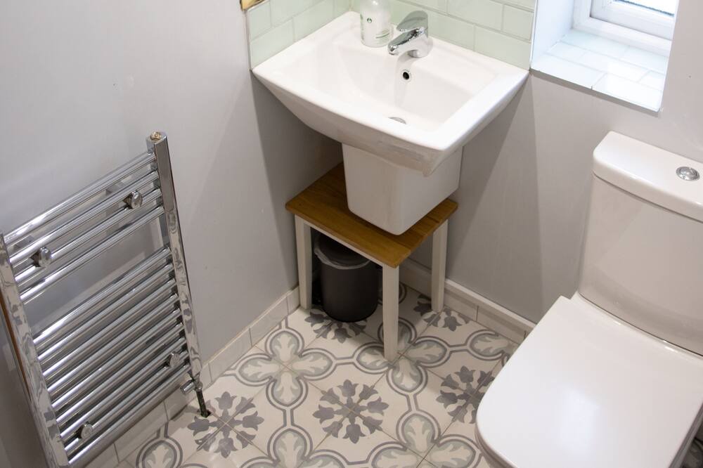 Photo of Bathroom in Stratford-upon-Avon