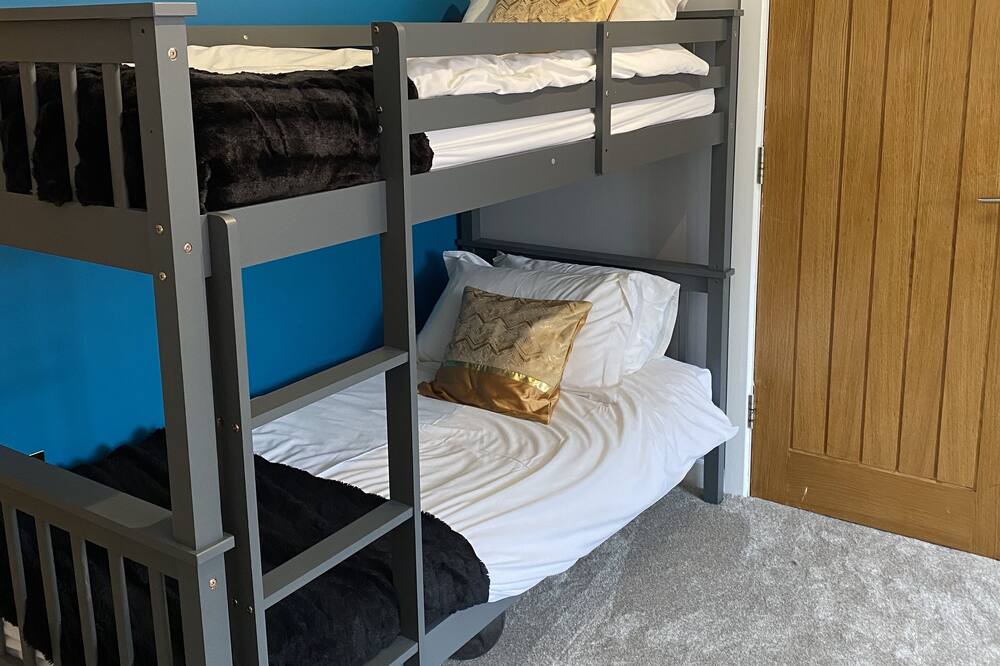 Photo of Bedroom in Stratford-upon-Avon