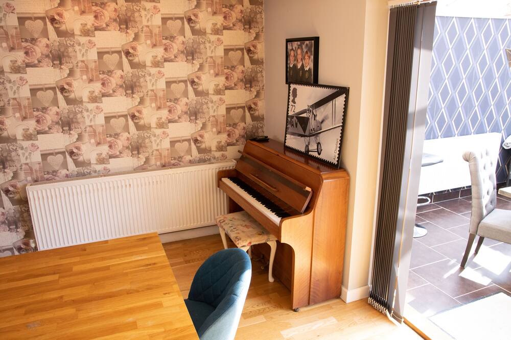 Photo of Bedroom in Stratford-upon-Avon