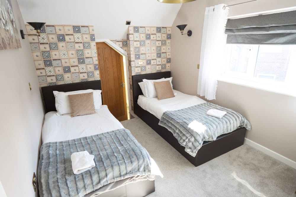 Photo of Bedroom in Stratford-upon-Avon
