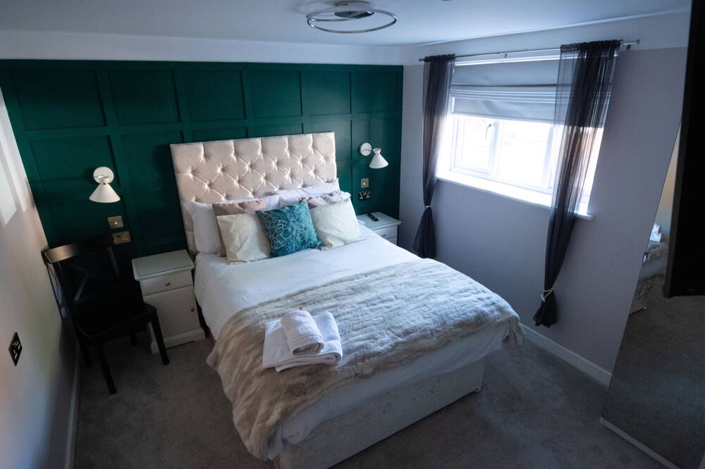Photo of Bedroom in Stratford-upon-Avon