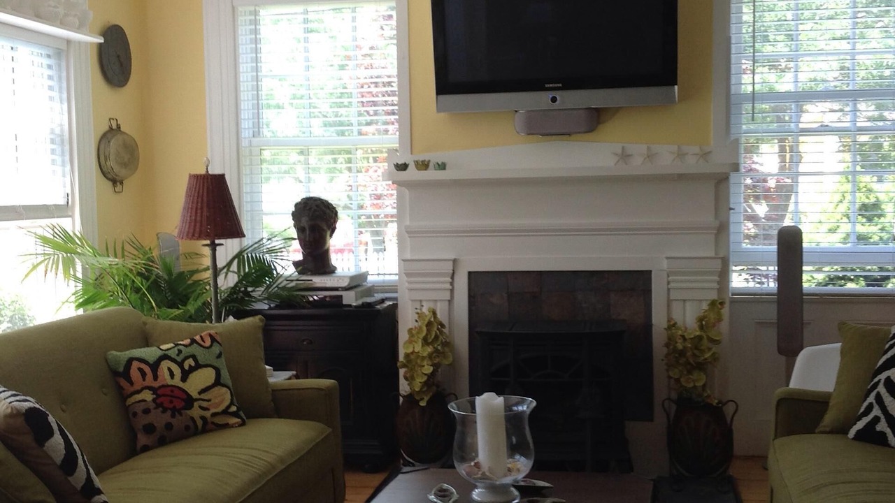 Photo of Livingroom in Mystic
