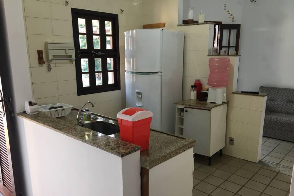 Photo of Kitchen in Garatucaia