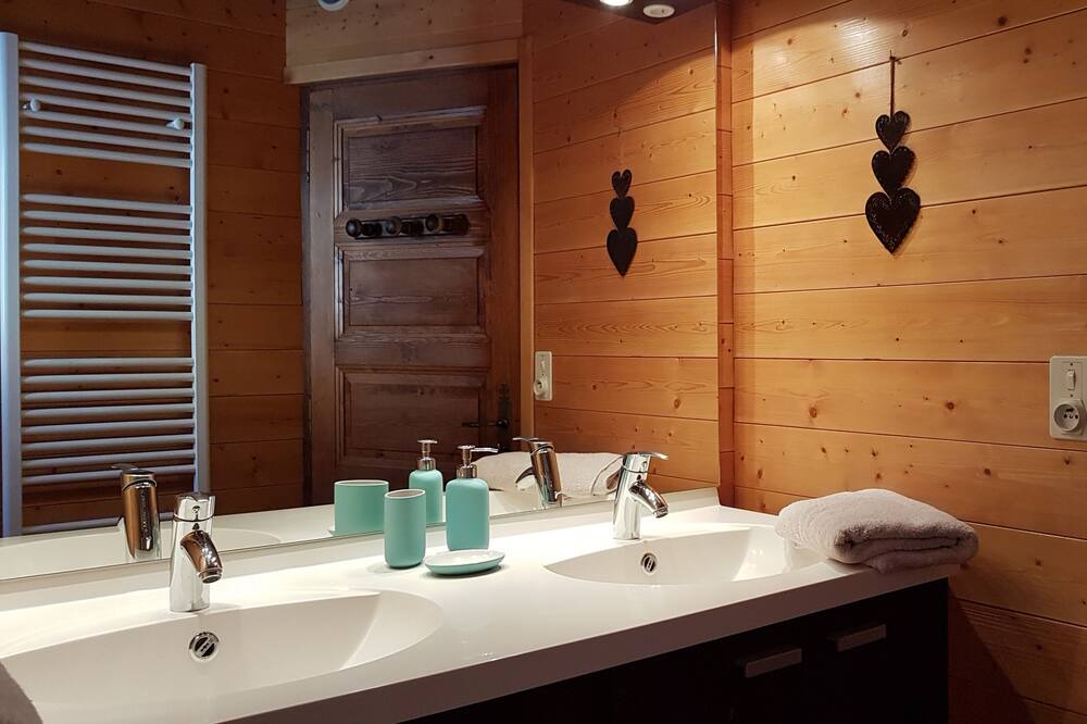 Photo of Bathroom in Les Saisies