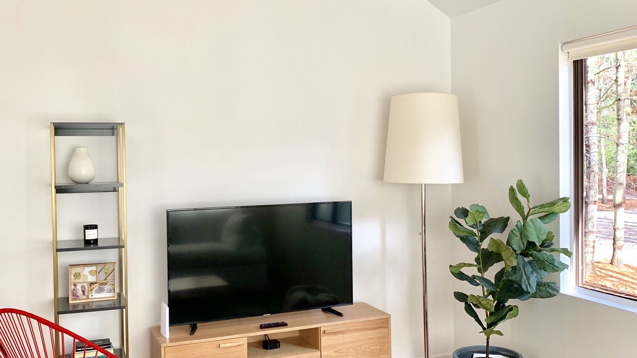 Photo of Livingroom in Northwest Harbor