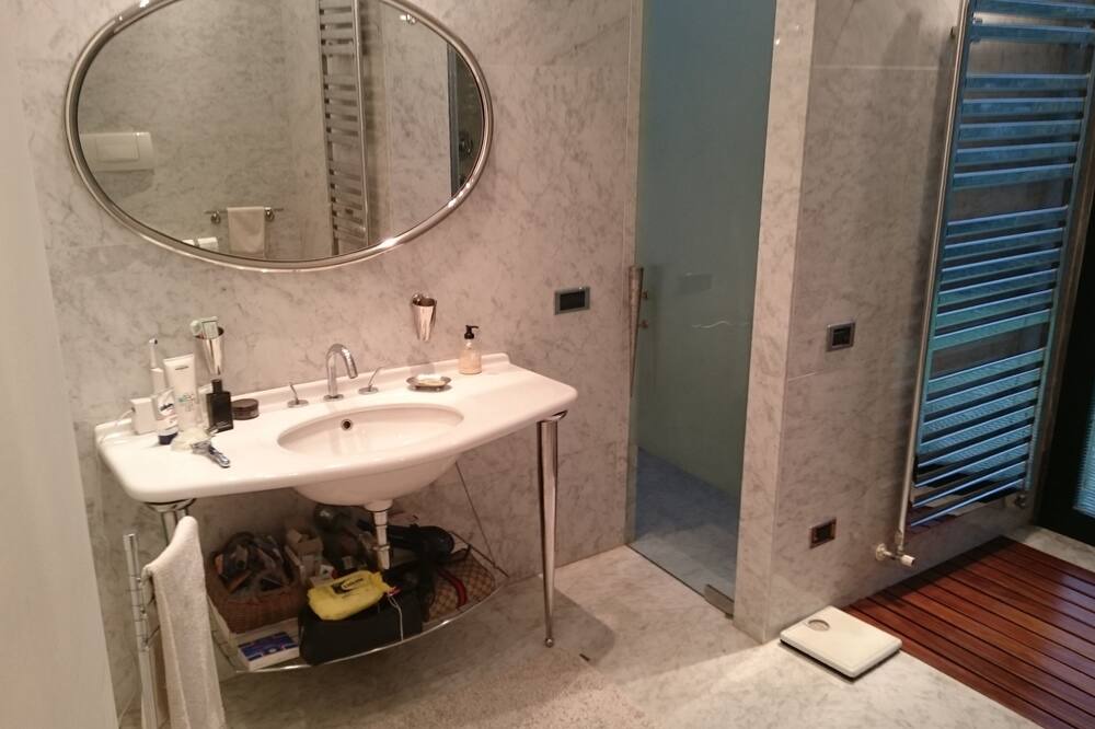 Photo of Bathroom in Lastra a Signa