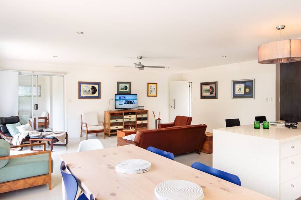 Photo of Livingroom in Warana