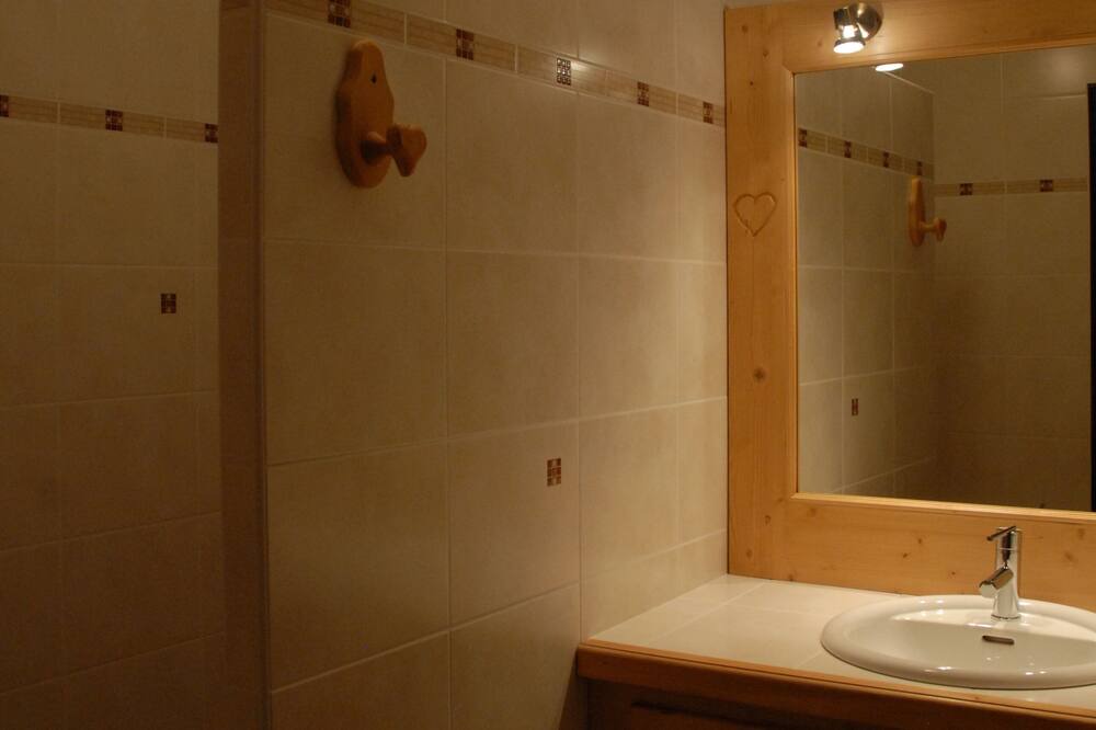 Photo of Bathroom in Flumet