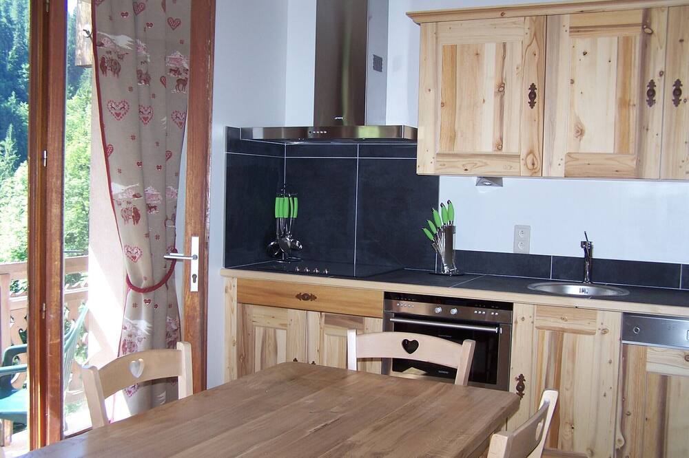 Photo of Kitchen in Flumet