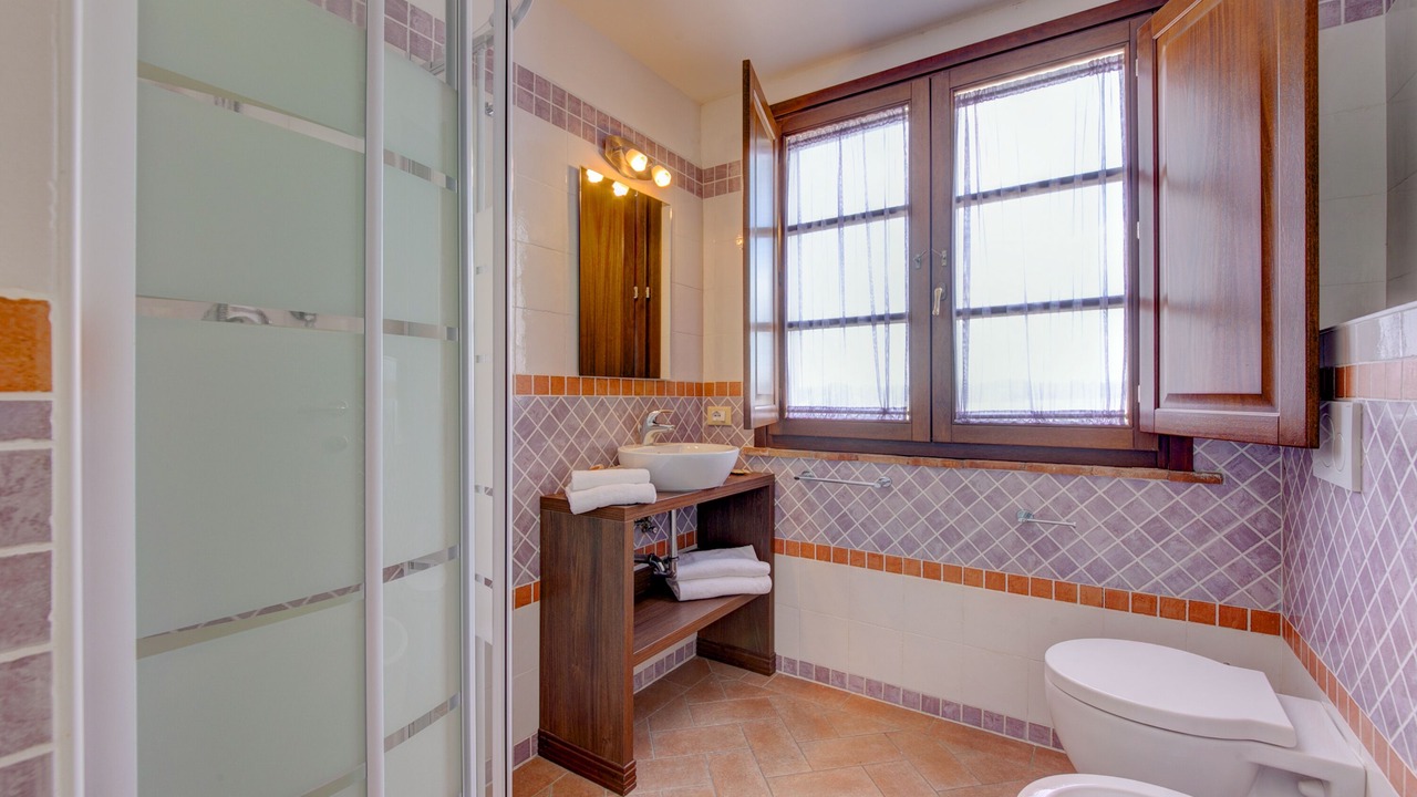 Photo of Bathroom in Bolgheri I