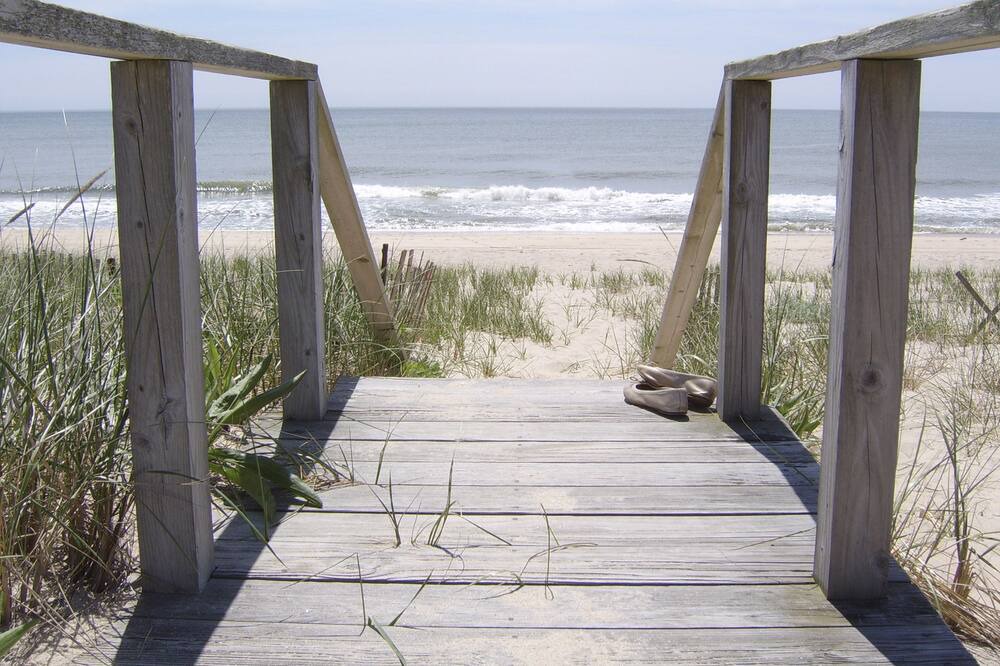 Photo of Others in Bridgehampton