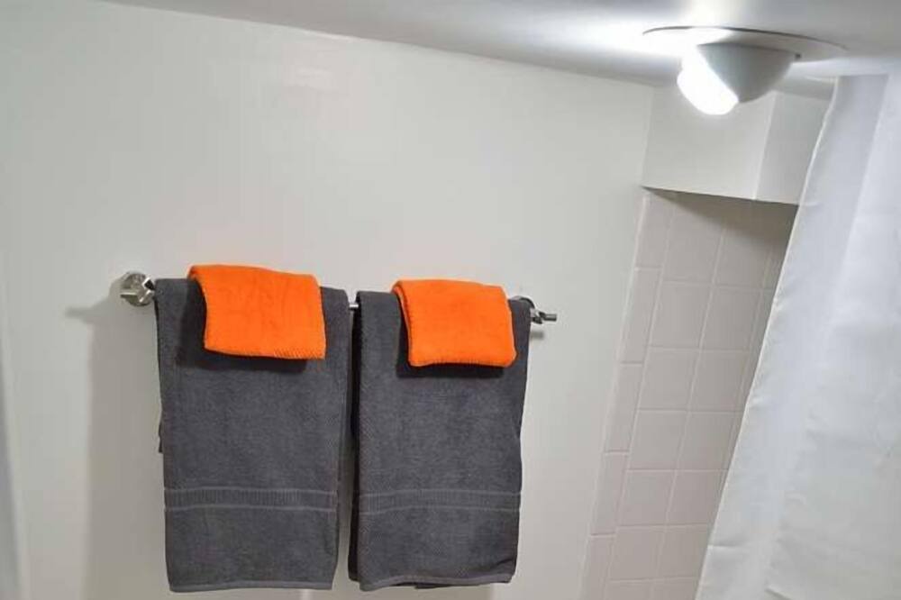 Photo of Bathroom in Le Droit Park