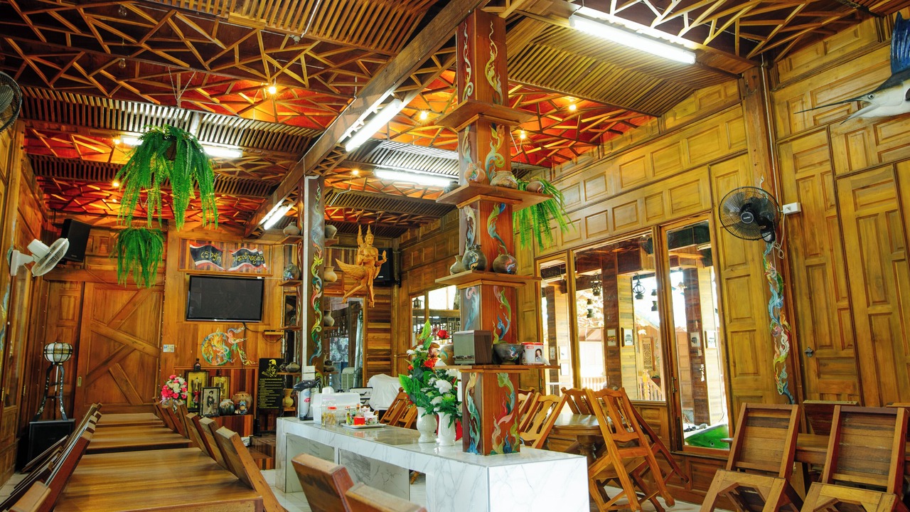 Photo of Others in Samphao Lom