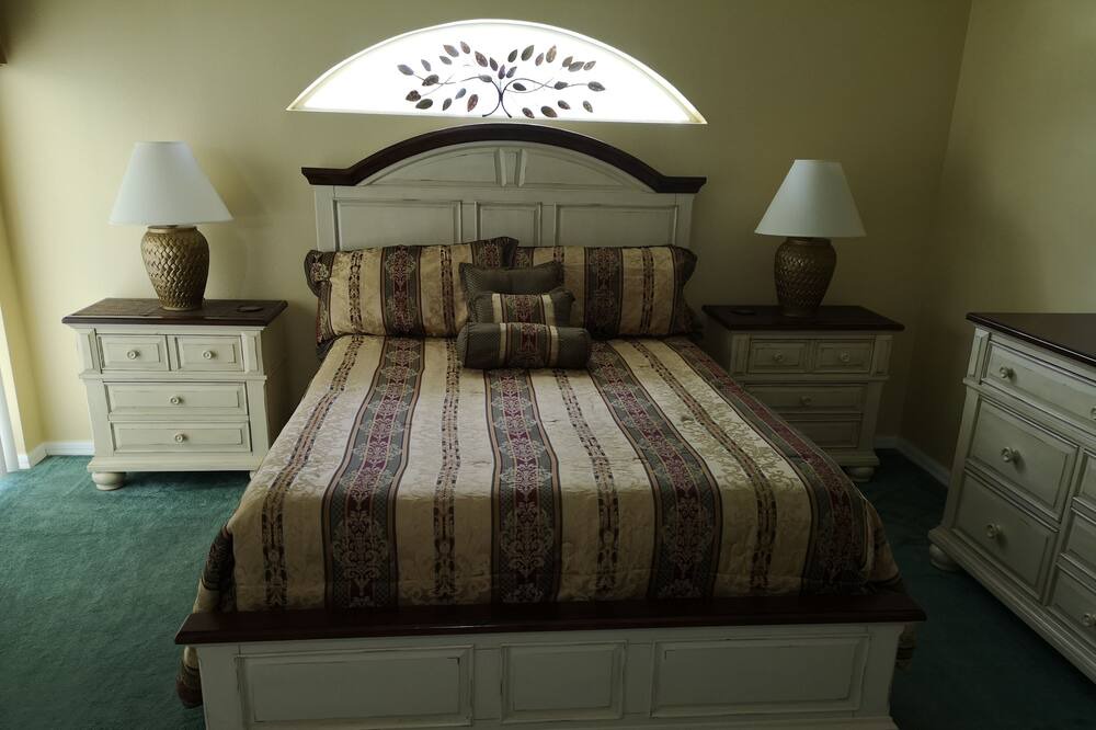 Photo of Bedroom in Bridgewater Crossing