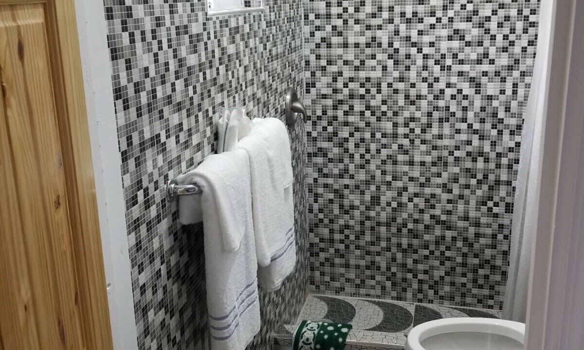 Photo of Bathroom in Porus