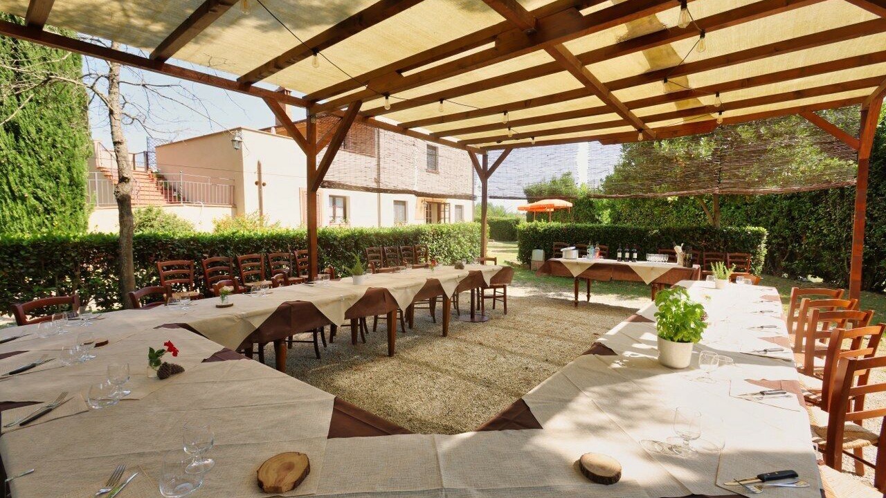Photo of Outdoor in Lari