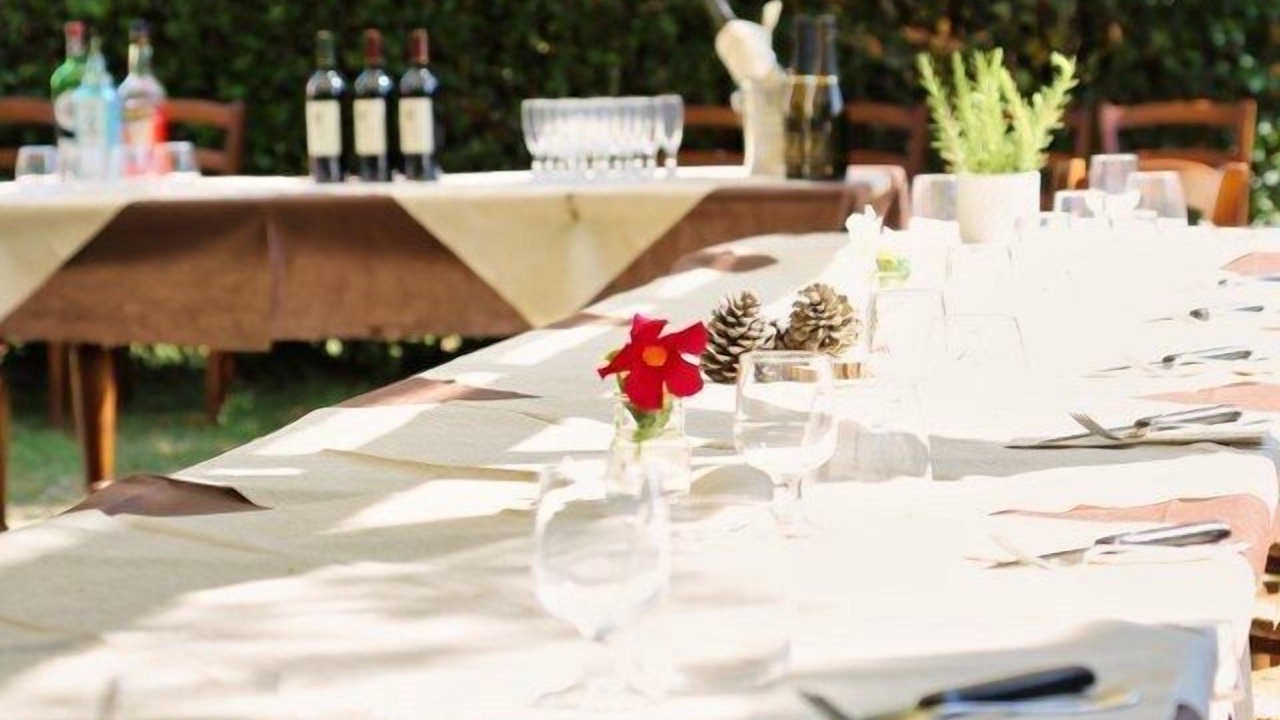 Photo of Outdoor in Lari