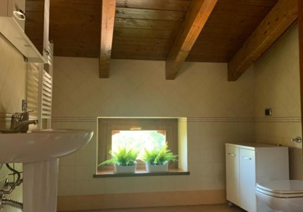 Photo of Bathroom in Samone