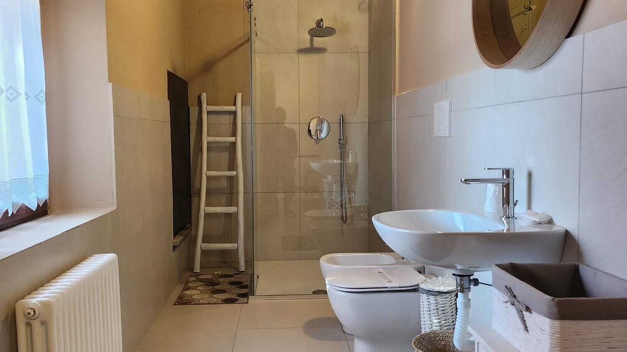 Photo of Bathroom in Villanova sullʼArda