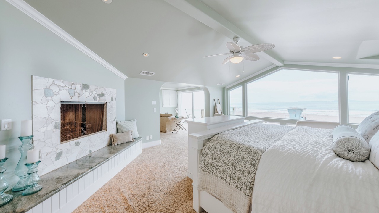 Photo of Bedroom in Silver Strand