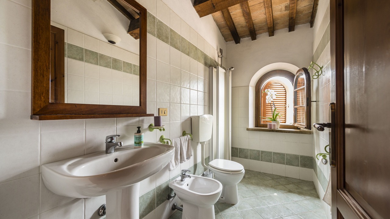 Photo of Bathroom in Santa Luce