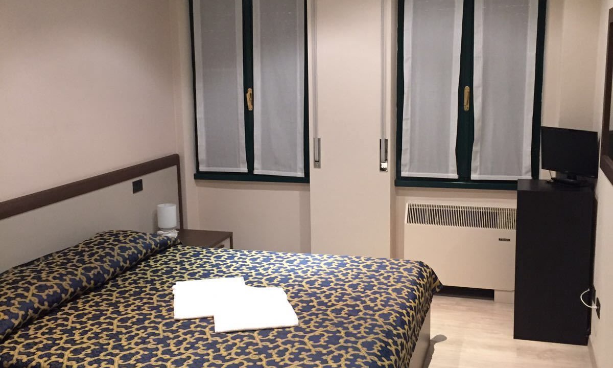 Photo of Bedroom in Fiorenzuola d'Arda