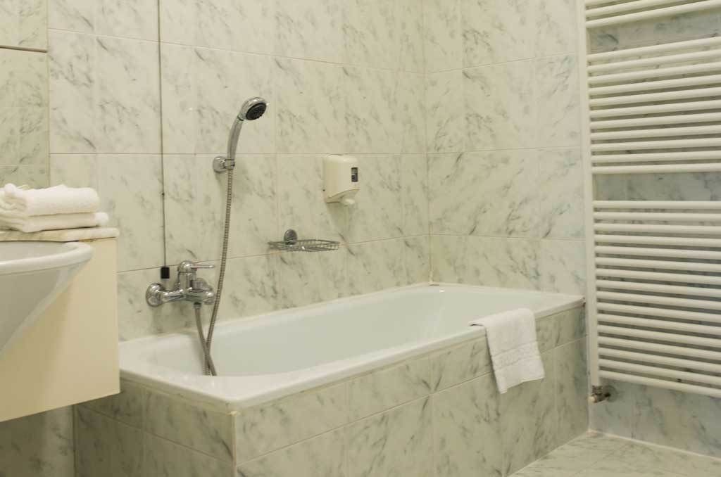 Photo of Bedroom in Fiorenzuola d'Arda