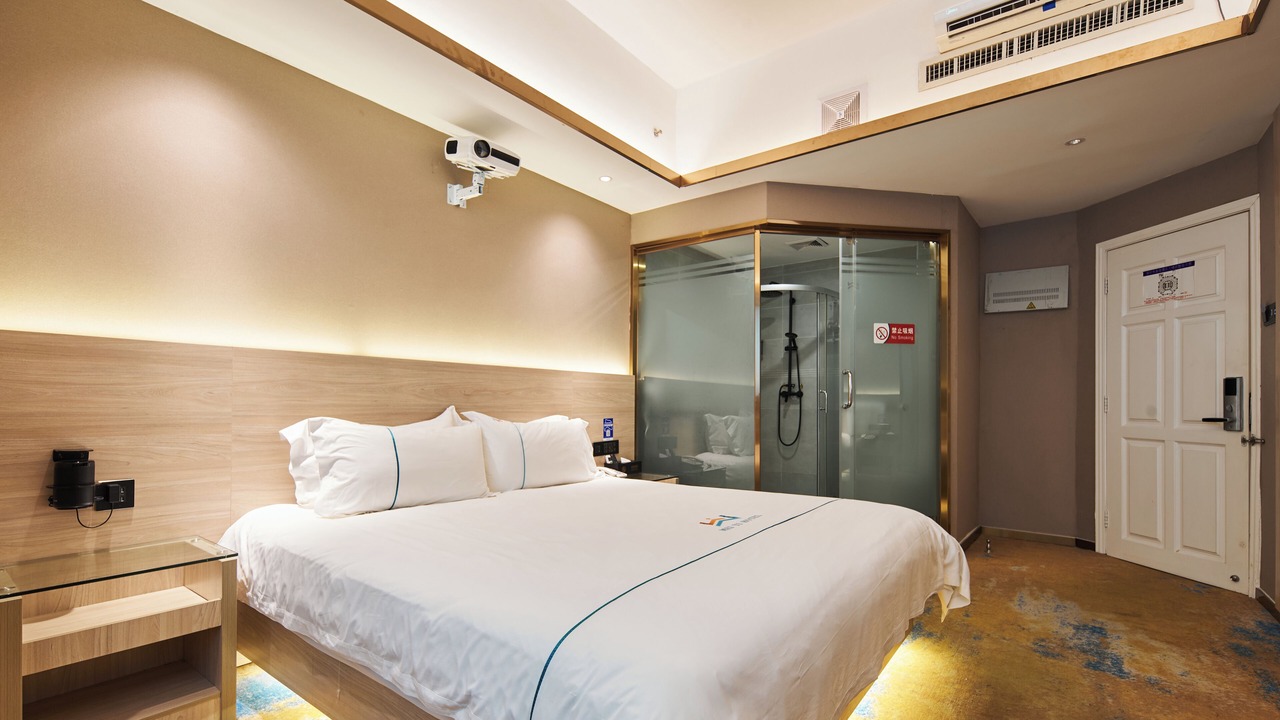 Photo of Bedroom in Central Business District