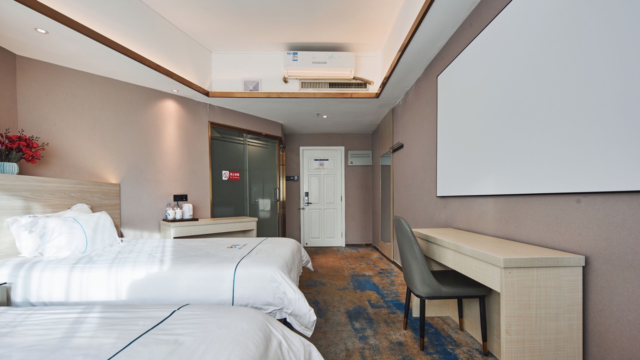 Photo of Bedroom in Central Business District