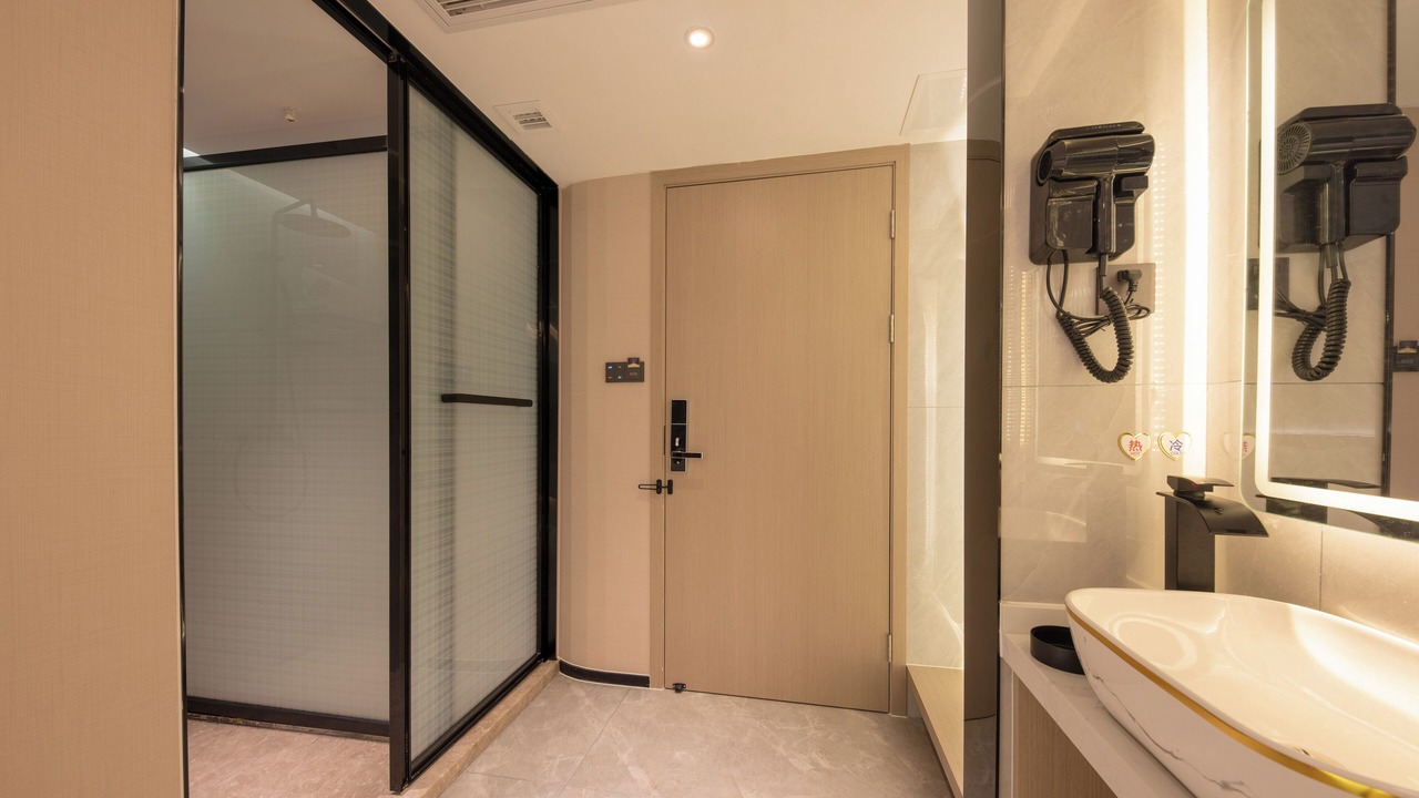 Photo of Bathroom in Central Business District