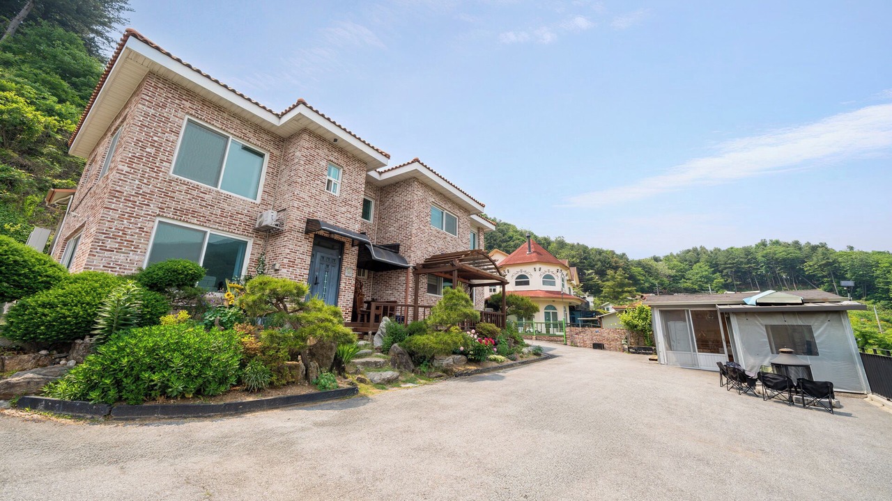 Photo of Outdoor in Deokhyeon