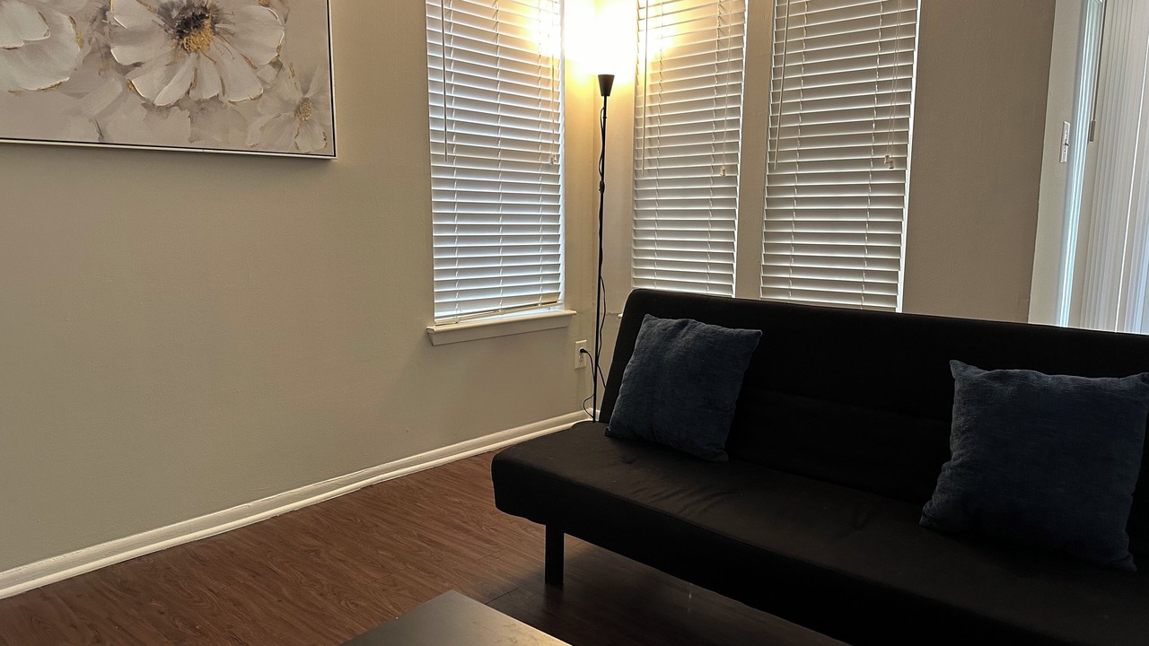 Photo of Livingroom in Gaithersburg