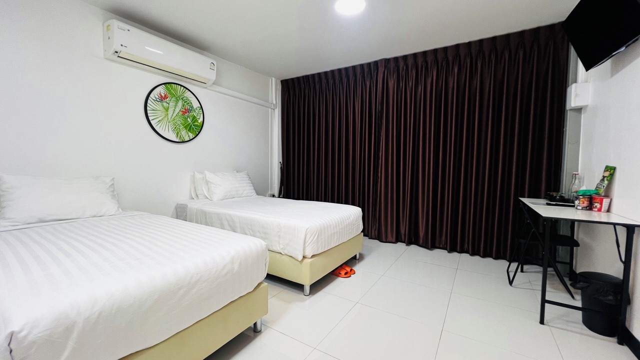 Photo of Bedroom in Khlong Tan Nuea