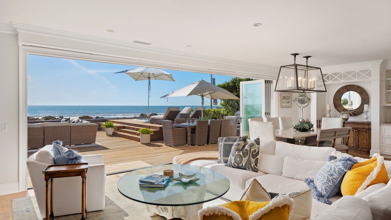 Photo of Livingroom in Ventura