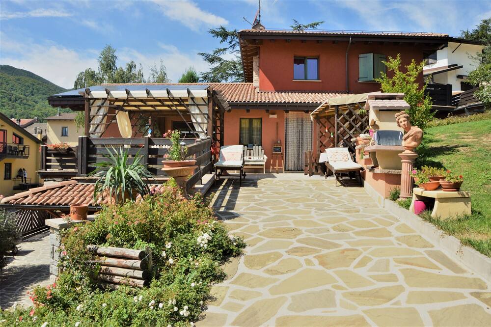 Photo of Outdoor in Rasora
