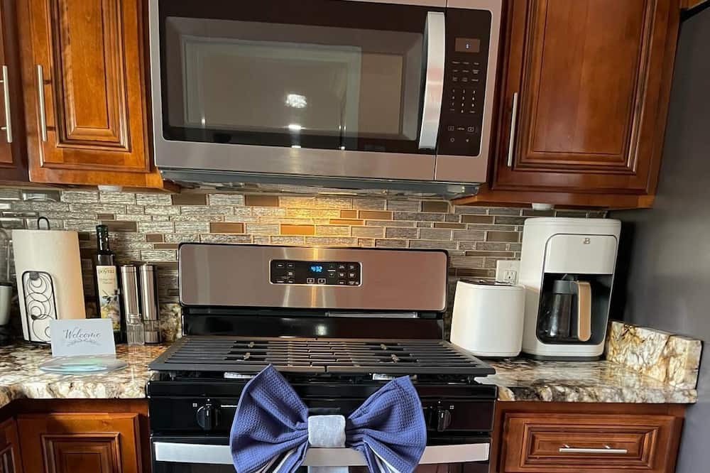 Photo of Kitchen in Hyattsville