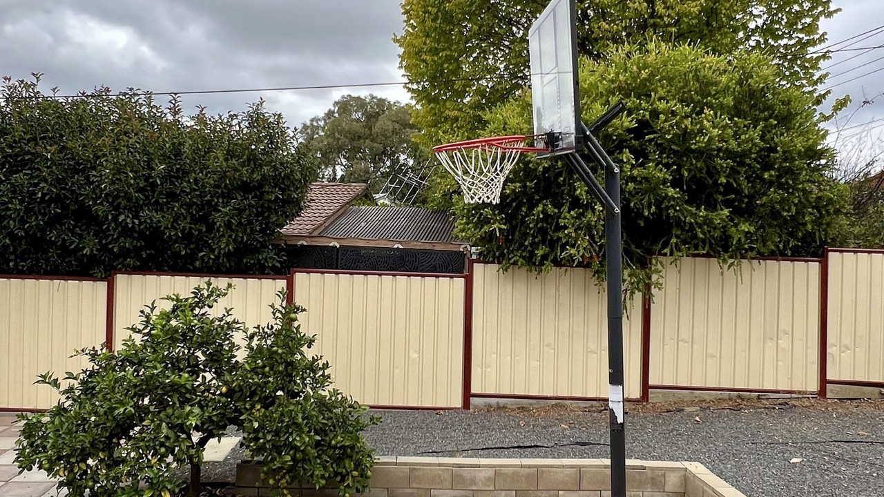 Photo of Outdoor in McKellar