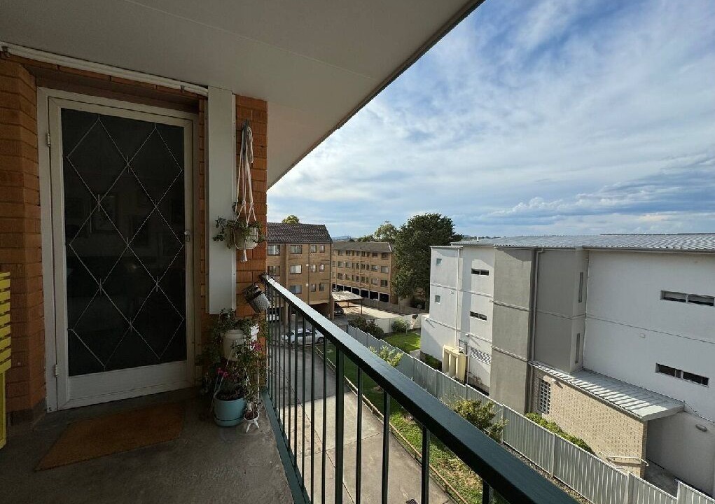 Photo of Outdoor in Oaks Estate