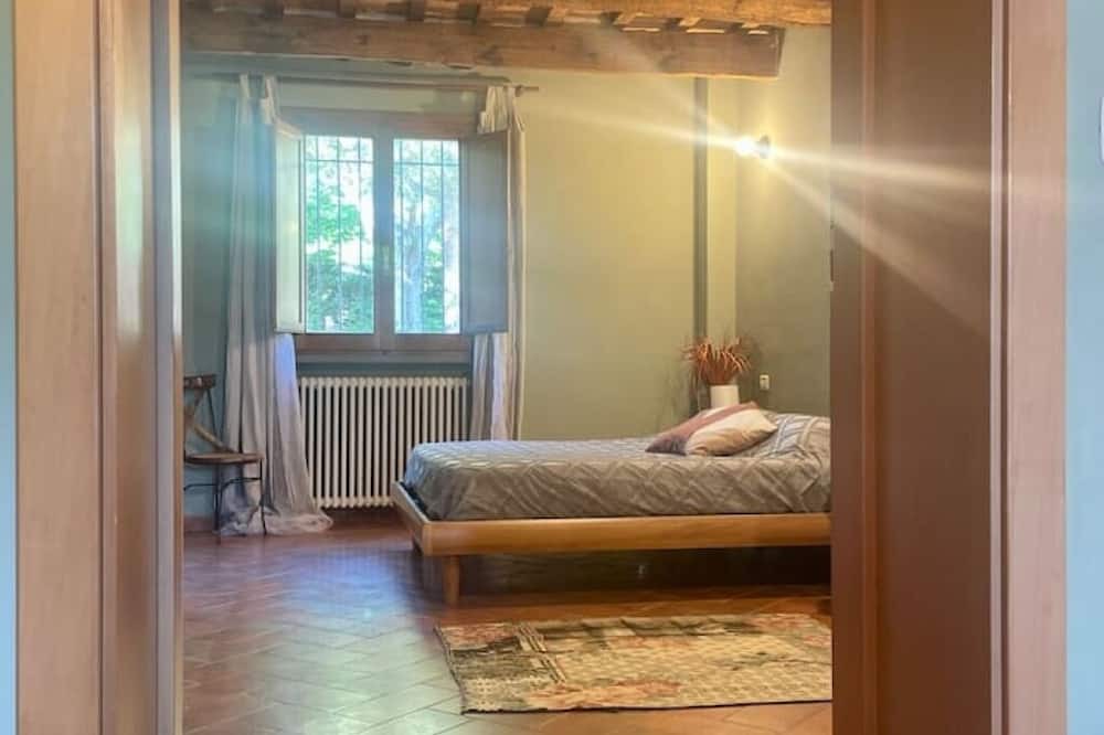 Photo of Bedroom in Oriolo dei Fichi