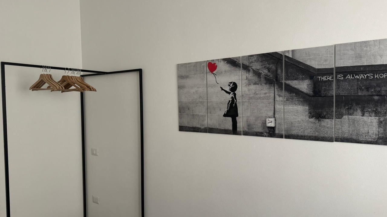 Photo of Others in Le Cure