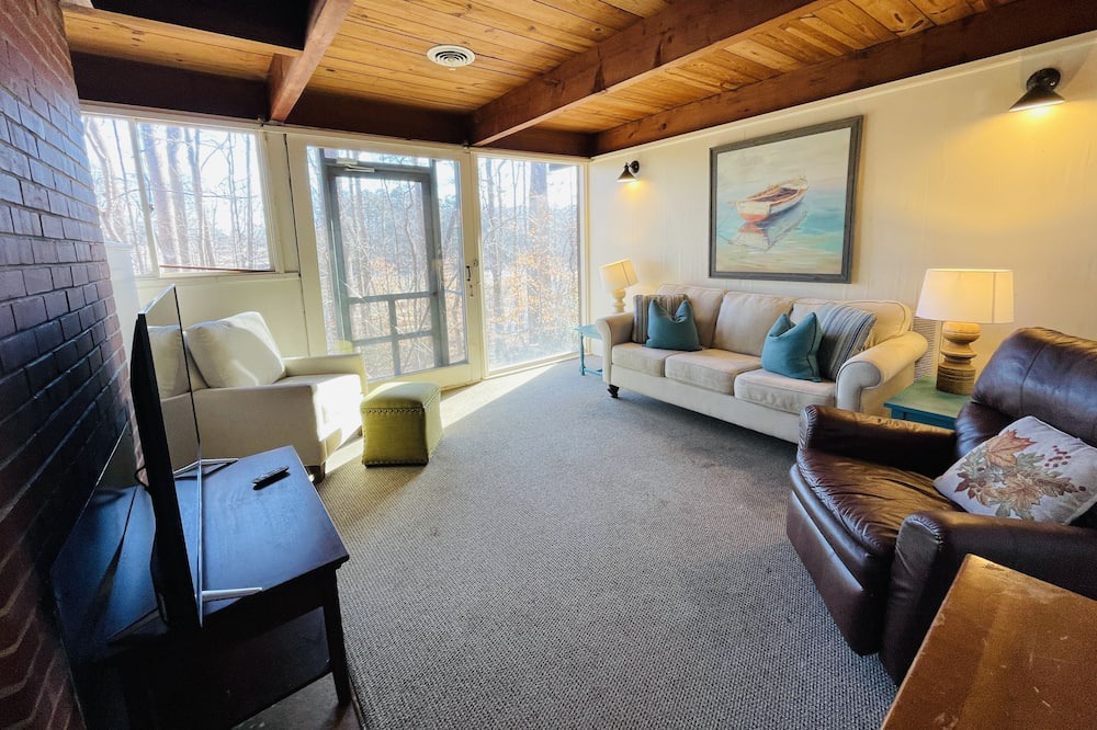 Photo of Livingroom in Clemmons