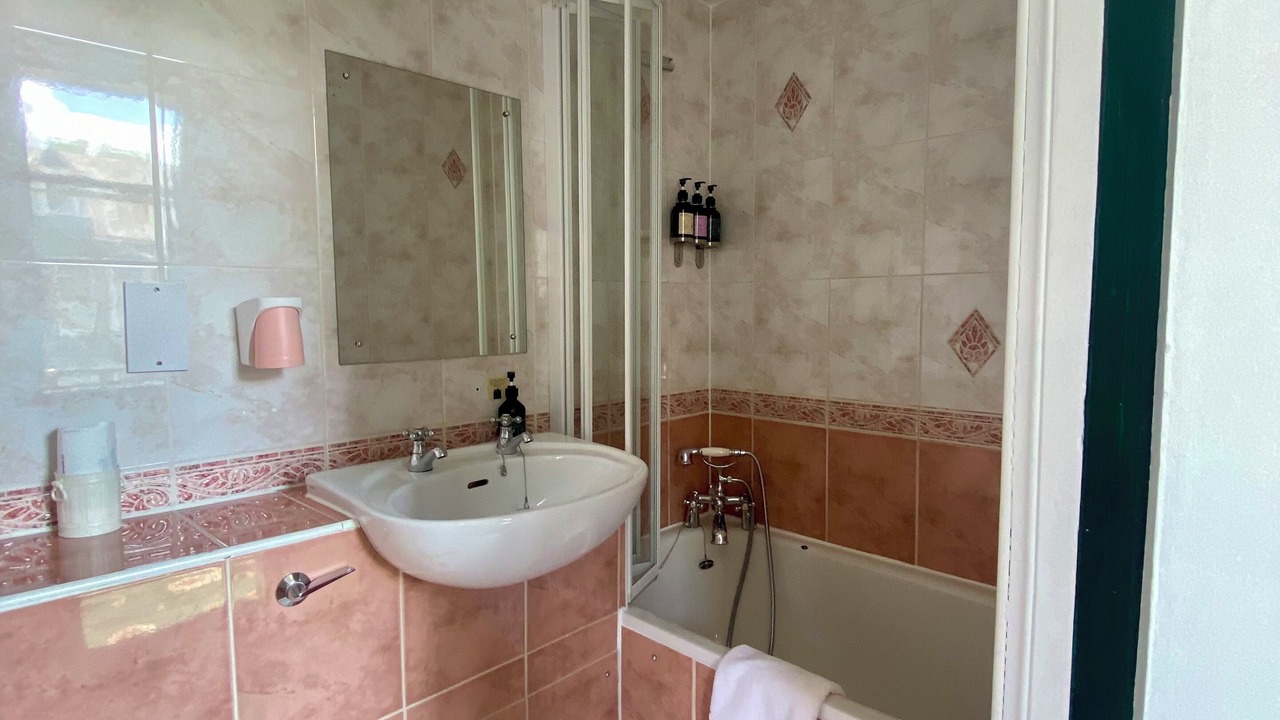 Photo of Bathroom in Leith