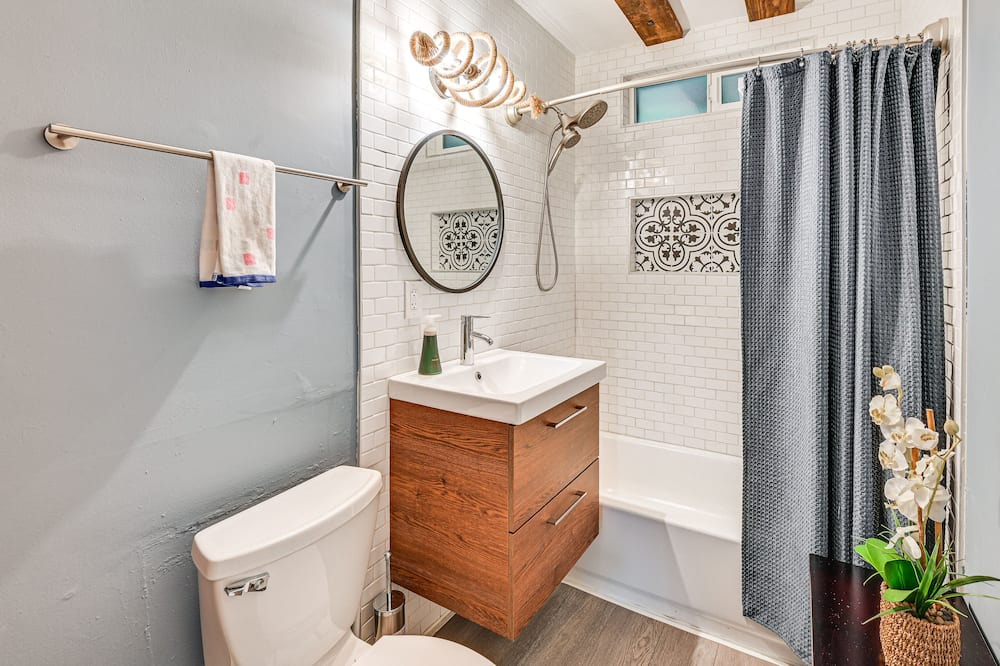Photo of Bathroom in San Ysidro