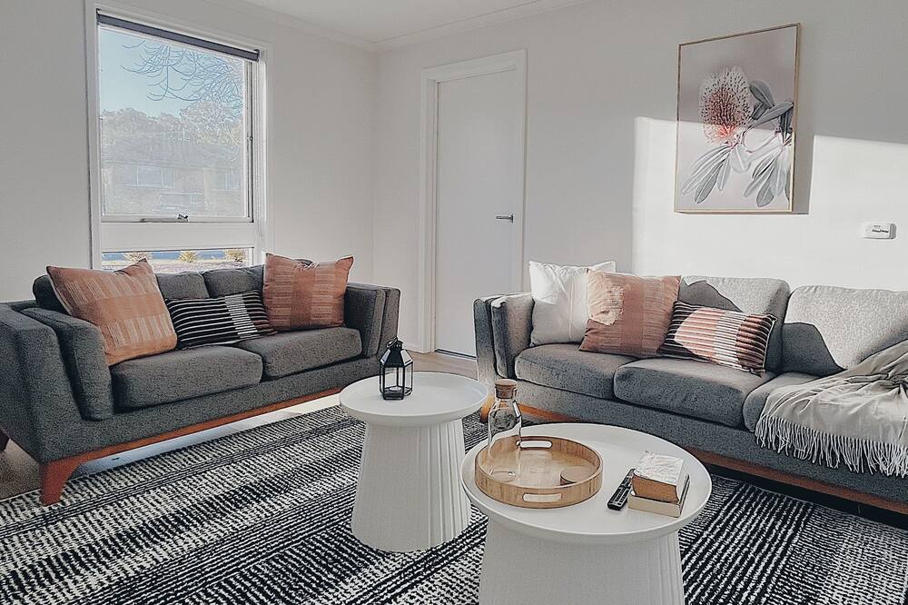 Photo of Livingroom in Kaleen