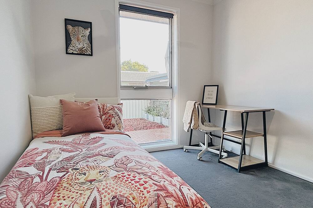 Photo of Bedroom in Kaleen