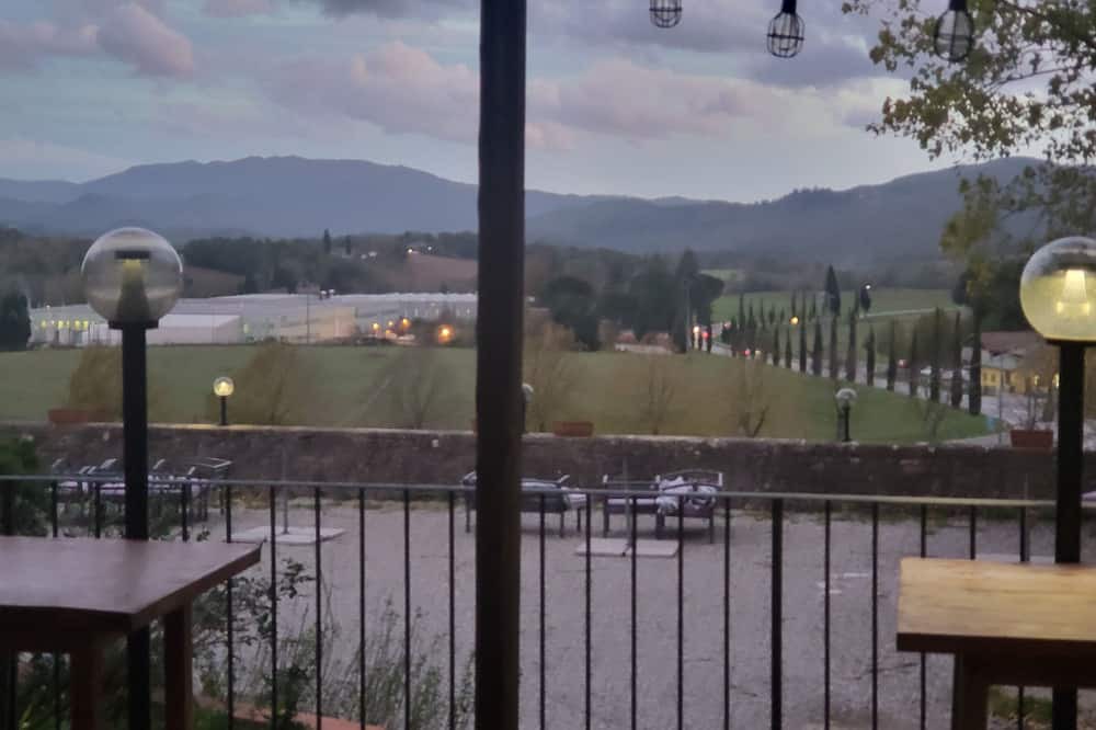 Photo of Outdoor in Galliano