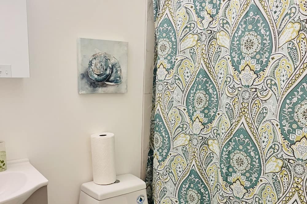 Photo of Bathroom in West Laurel
