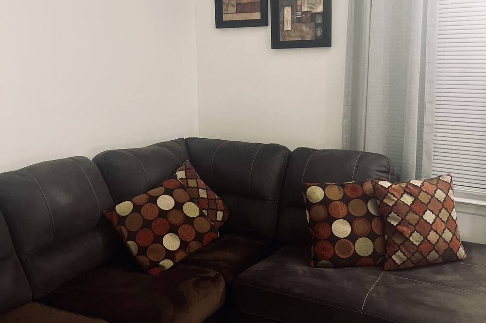Photo of Livingroom in West Laurel