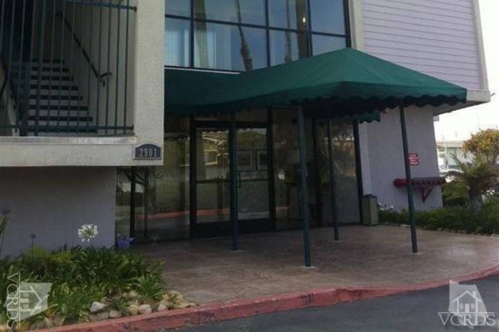 Photo of Outdoor in Hollywood