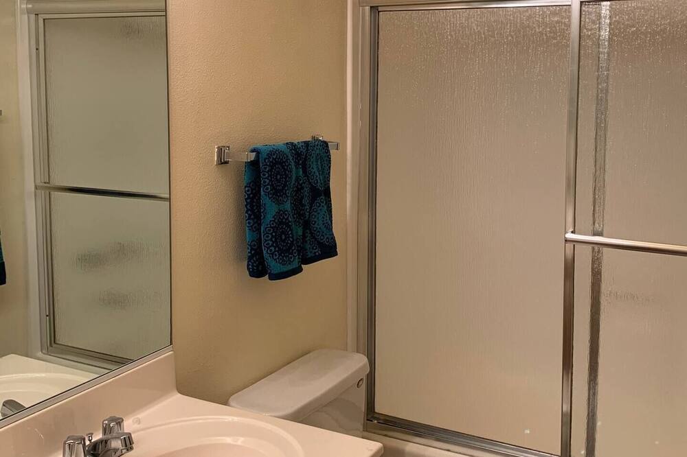 Photo of Bathroom in Hollywood